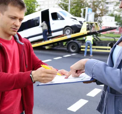 Crash Claim Checklist: Steps to Take After an Accident